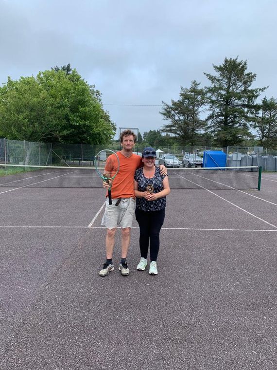 Mixed doubles photo