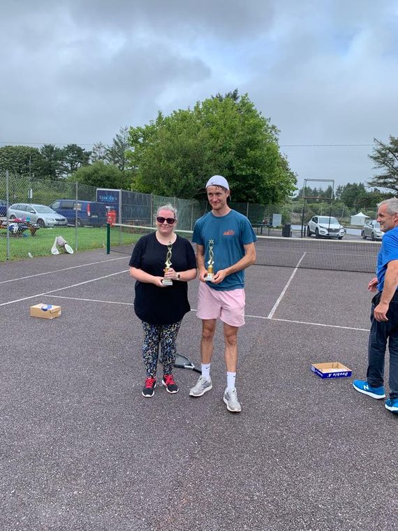 Mixed doubles photo